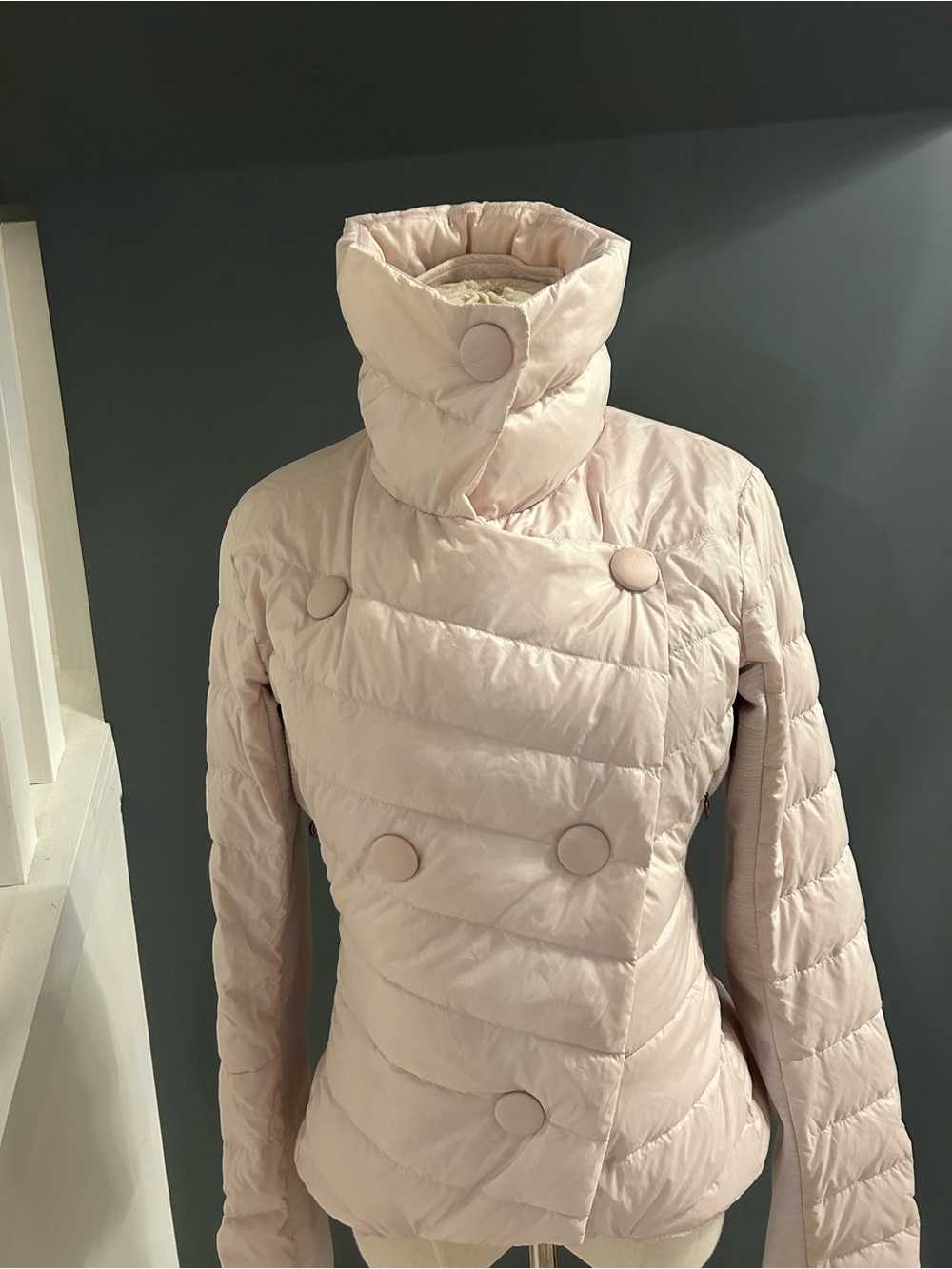 Lululemon Pedal Power Cycling Puffer Jacket with bow Rare Discontinued style